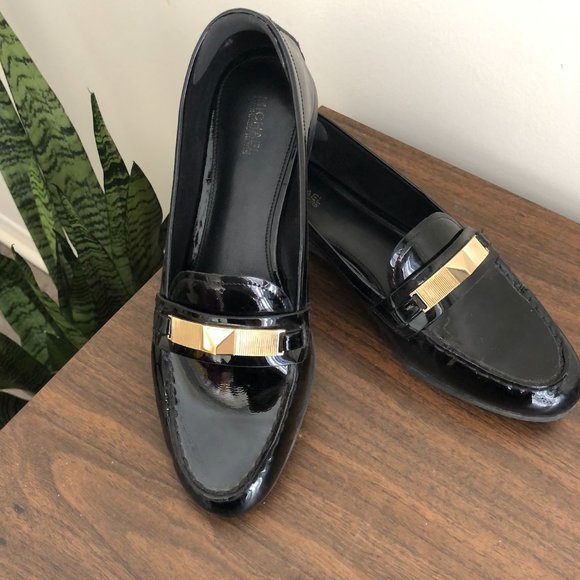 MICHAEL KORS - Patent Leather Loafers - like new! - Picture 1 of 3